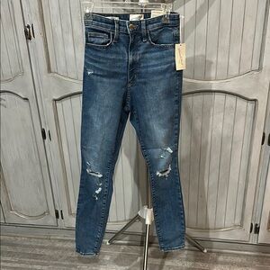 Universal Thread Classic Blue Jeans